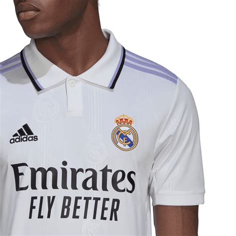 uniforme real madrid 2022.